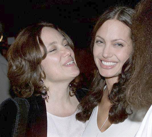 who is angelina jolie mother. angelina-jolie-mother-death-1-