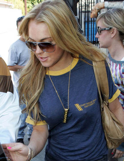Lindsay Lohan's Nipples are the Hottest of the Day