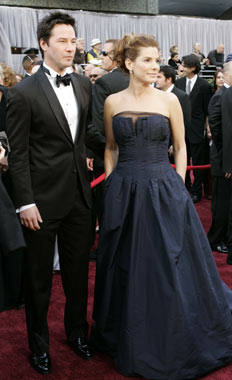 Bullock & Reeves Oscars 2006.jpg