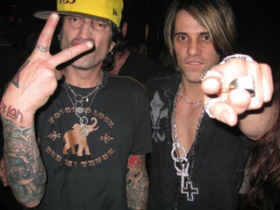 tommy-lee-explains-it-all-9-12-07.jpg