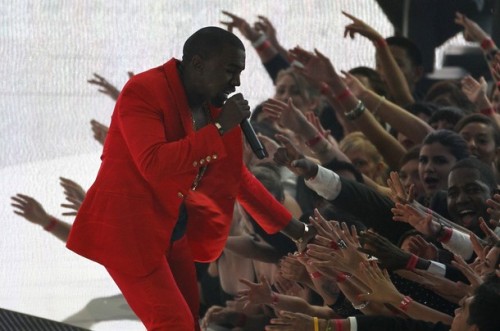 Kanye West Runaway Performance at MTV VMA's