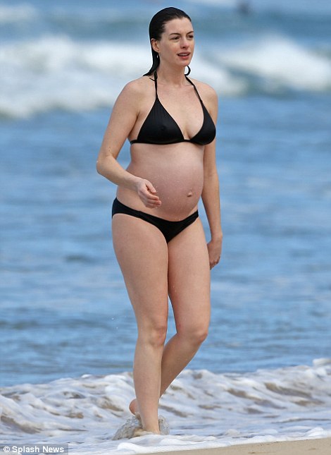 Anne Hathaway pregnant