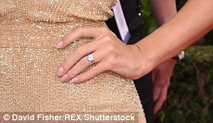 Rosie Huntington-Whiteley diamond ring